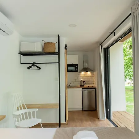 Apartment Gkaras &