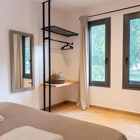 Gkaras & * Лептокария