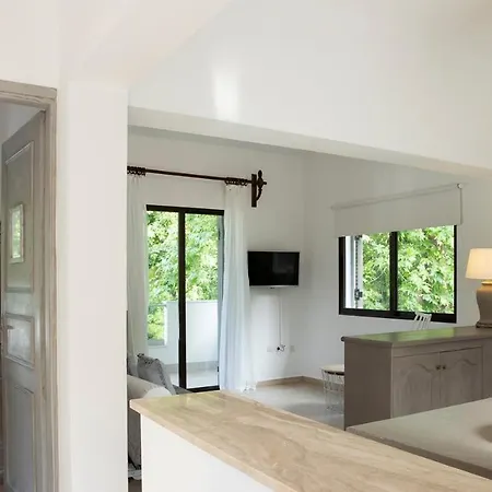 Gkaras & * Лептокария