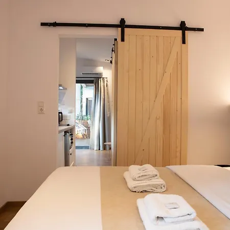 Gkaras & Apartment