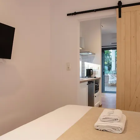 Gkaras & * Лептокария