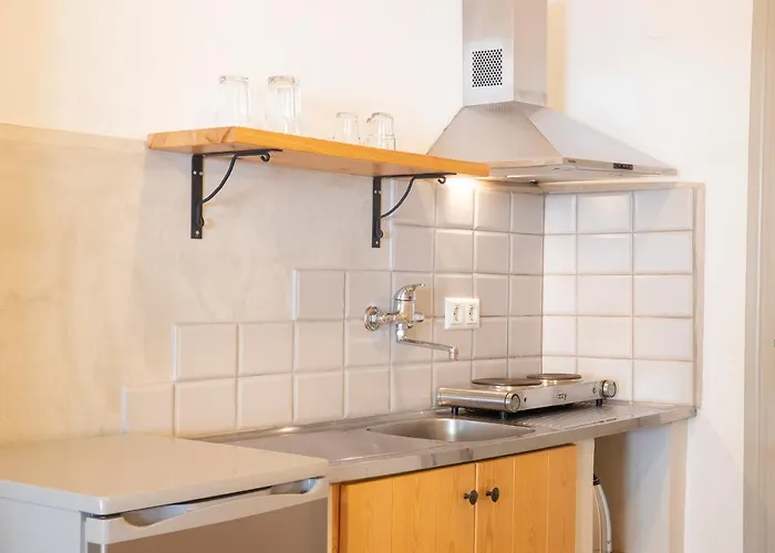 Gkaras & * Leptokarya (Pieria)